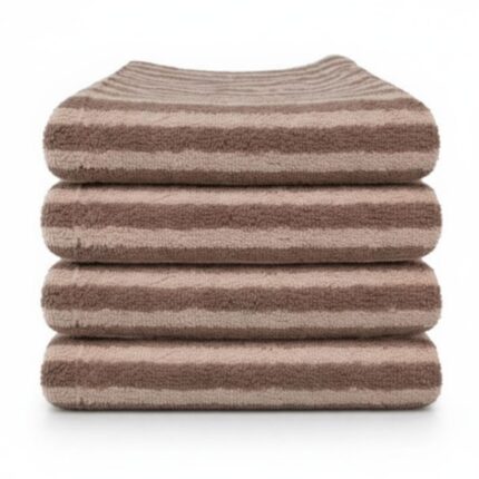 Durable plush 100% cotton towel 600GSM, large 50x90 cm retains softness wash after wash