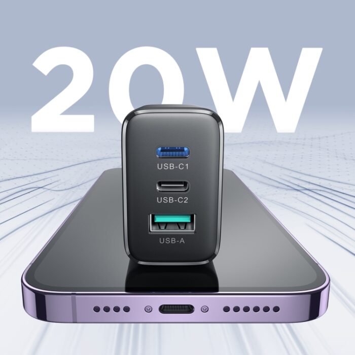 JOYROOM JR-TCF10 32W 3-Port USB-C and USB Fast Charger, UK Plug - Image 3