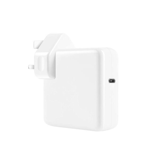 30W USB-C PD Charger with USB-C to Lightning Cable, UK Plug - Image 3